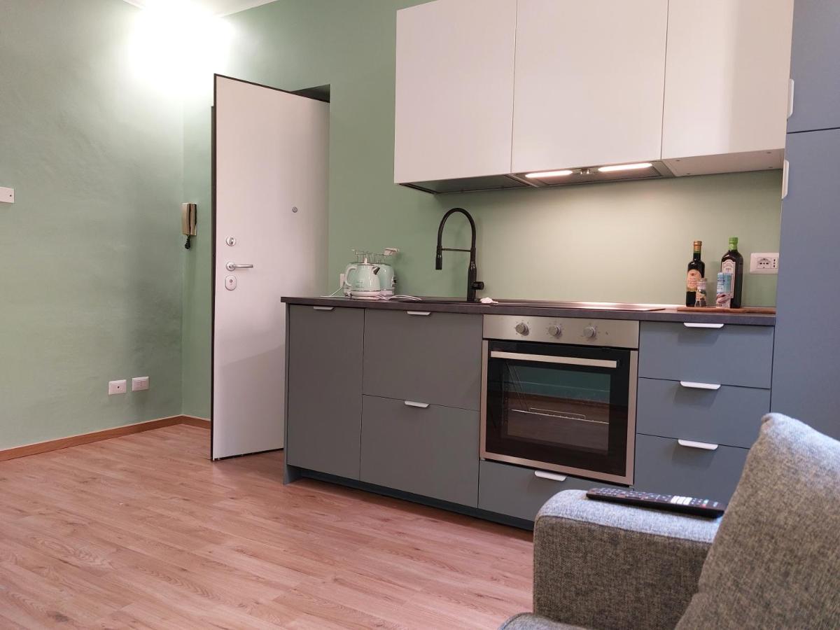 2 Via Fabio Mangone Lejlighed Milano Eksteriør billede